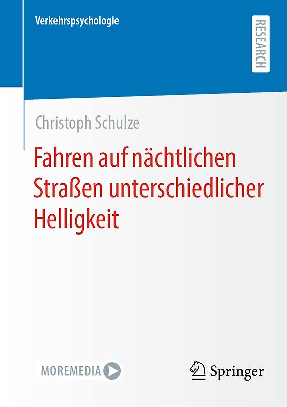Fahren auf nächtlichen Straßen unterschiedlicher Helligkeit