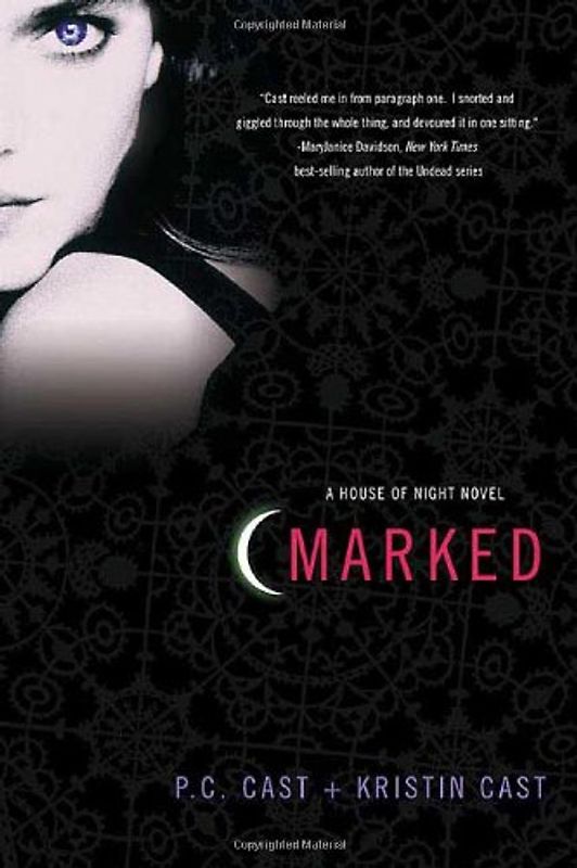 Marked [With Poster] (House of Night Novels) - P. C. Cast