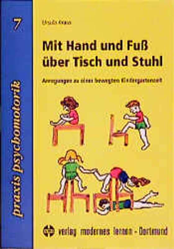 Mit Hand und Fuss über Tisch und Stuhl