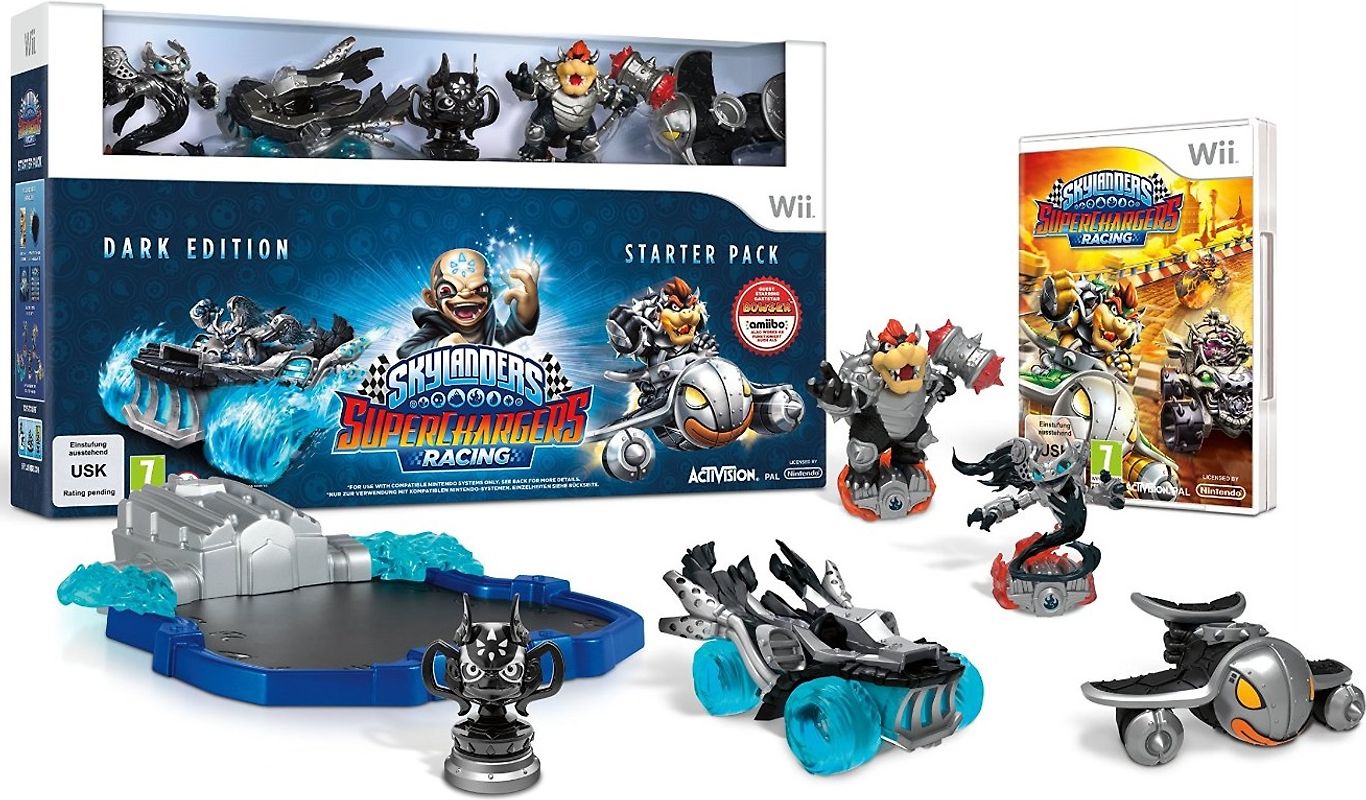 Skylanders SuperChargers Racing: Starter Pack [Dark Edition inkl. 2 Figuren, 2 Fahrzeug. Portal, Kaos Trophäe, Poster] Nintendo Wii