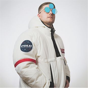 Der Erste Tighte Weisse