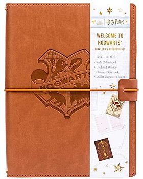 Harry Potter: Welcome To Hogwarts Traveler's Notebook Set: (Refillable Notebook)