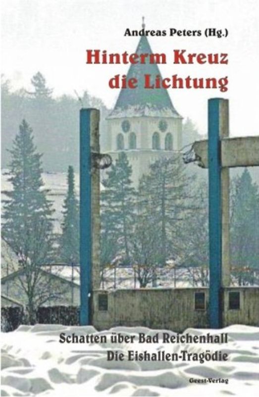 Hinterm Kreuz die Lichtung