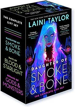 Daughter of Smoke & Bone: The Complete Gift Set