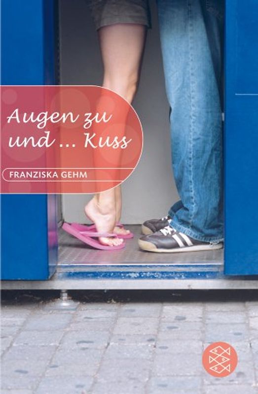 Augen zu und... Kuss