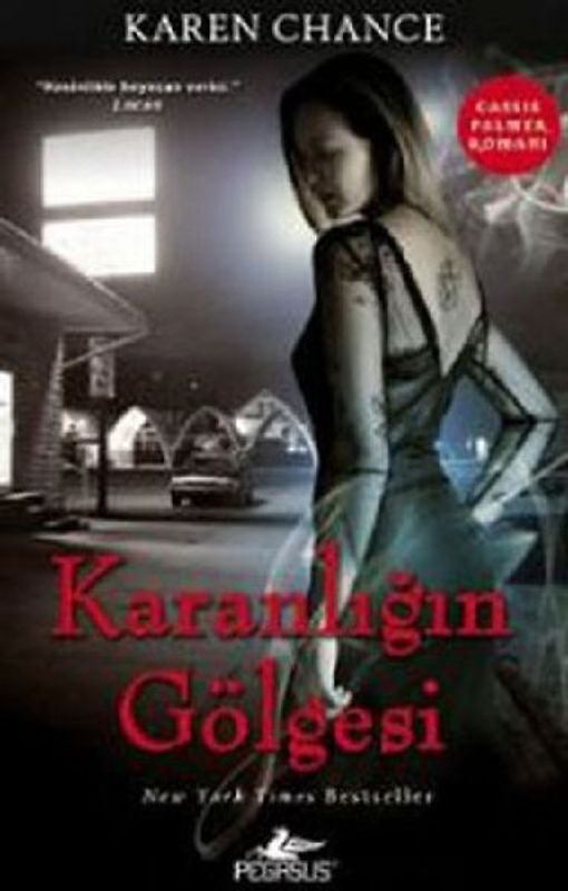 Cassie Palmer 2 - Karanligin Gölgesi