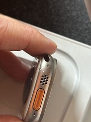 Kundenbild für Apple Watch Ultra 49 mm Titangehäuse natur [Wi-Fi + Cellular]