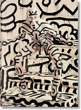 Annie Leibovitz, with dustjacket Keith Haring