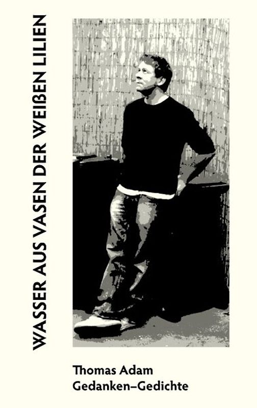 Wasser aus Vasen der weißen Lilien