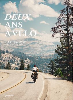 Deux ans à vélo