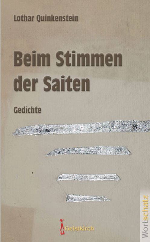 Beim Stimmen der Saiten