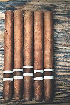 Meine perfekte Zigarre: Logbuch um deine Zigarren zu bewerten ♦ Dokumentiere sämtliche Aromen, Optik, Geschmäcker ♦ Im handlichen 6x9 Format für alle Zigarrenliebhaber ♦ Motiv: Zigarren auf Tisch