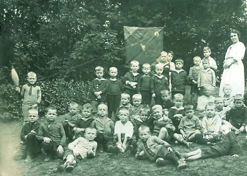 Rodenkirchen - 125 Jahre Klassenfotos