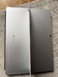Image client pour Microsoft Surface Pro 11 13" Snapdragon X Elite 512 Go SSD 16 Go [Wi-Fi] platine