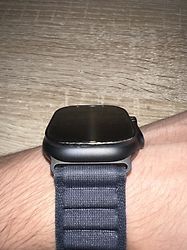 Image client pour Apple Watch Ultra 2 49 mm Boîtier titane noir [Wi-Fi + Cellulaire]