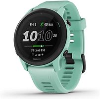 Garmin Forerunner 745 groen met een pastelgroene siliconen polsband