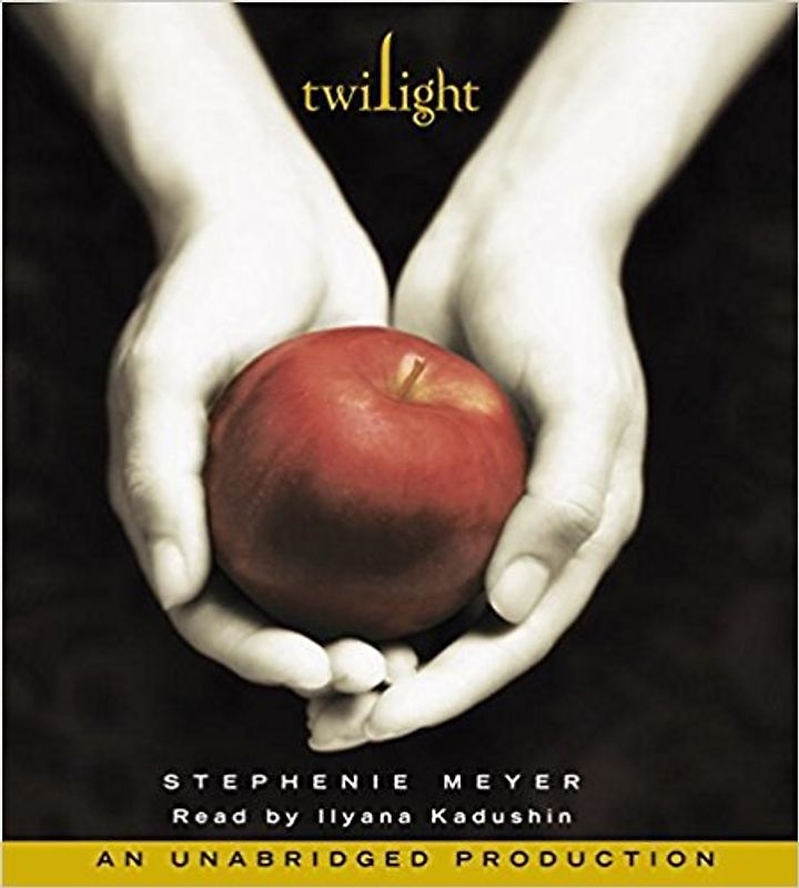 Twilight (Twilight Saga) - Stephenie Meyer