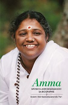 Mata Amritanandamayi, Sa biographie