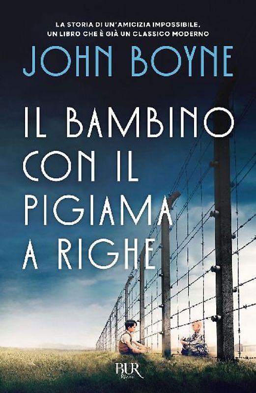 Il bambino con il pigiama a righe