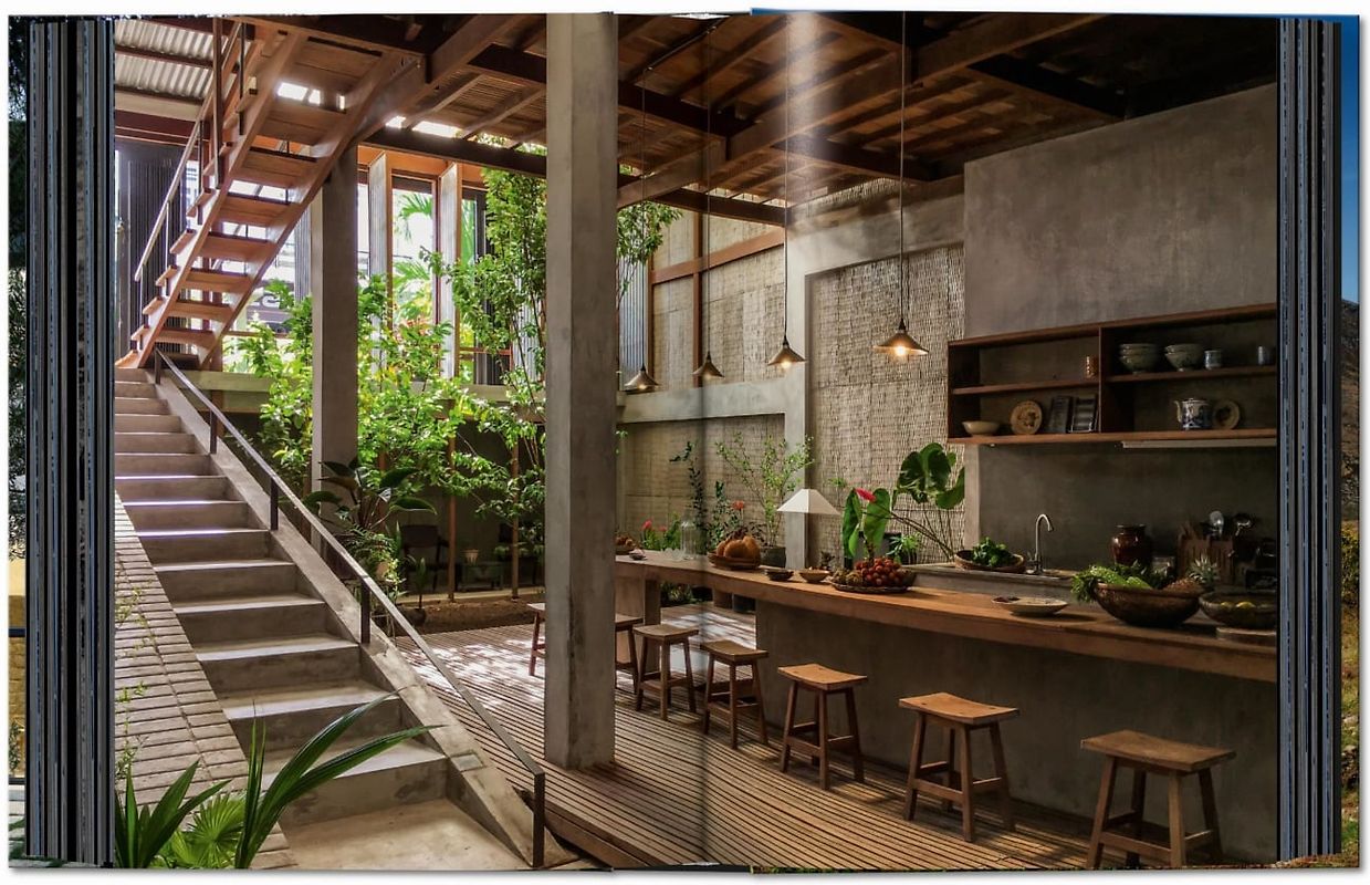 Homes For Our Time. Contemporary Houses around the World. 40th Ed.