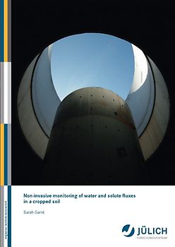 Non-invasive monitoring of water and solute fluxes in a cropped soil