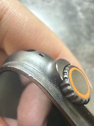 Image client pour Apple Watch Ultra 2 49 mm Boîtier titane noir [Wi-Fi + Cellulaire]