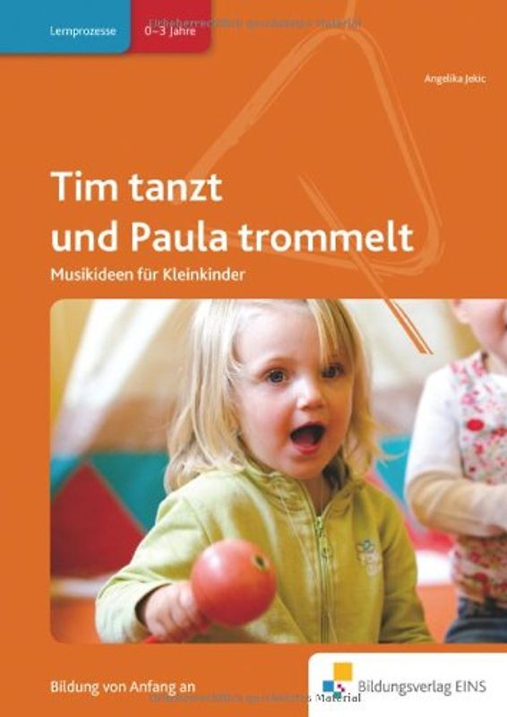 Tim tanzt und Paula trommelt