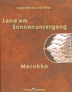 Land am Sonnenuntergang