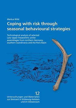 Coping with risk through seasonal behavioral strategies