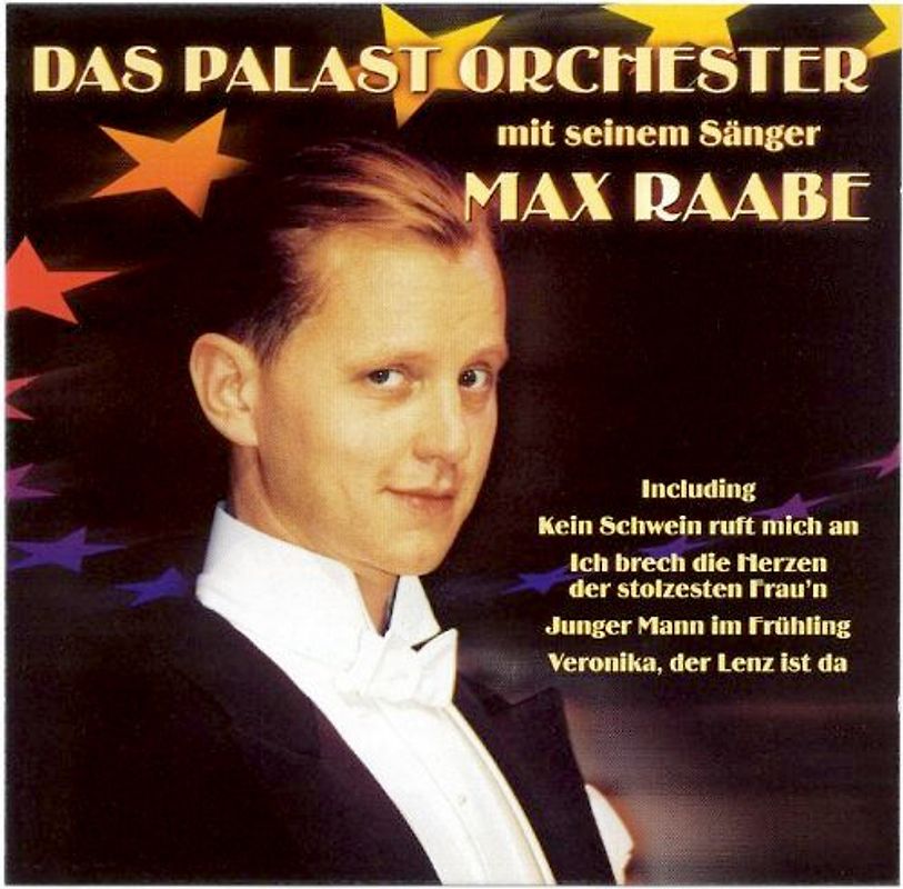 Das Palastorchester mit seinem Sänger Max Raabe
