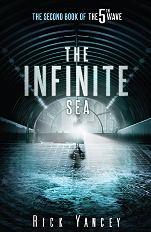 The Infinite Sea (5th Wave: Thorndike Press Large Print The Literacy Bridge, Band 2)