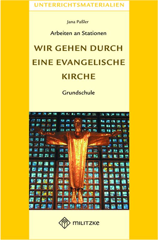 Wir gehen durch eine evangelische Kirche