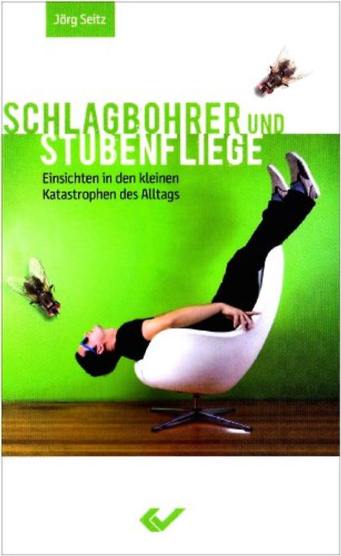 Schlagbohrer und Stubenfliege