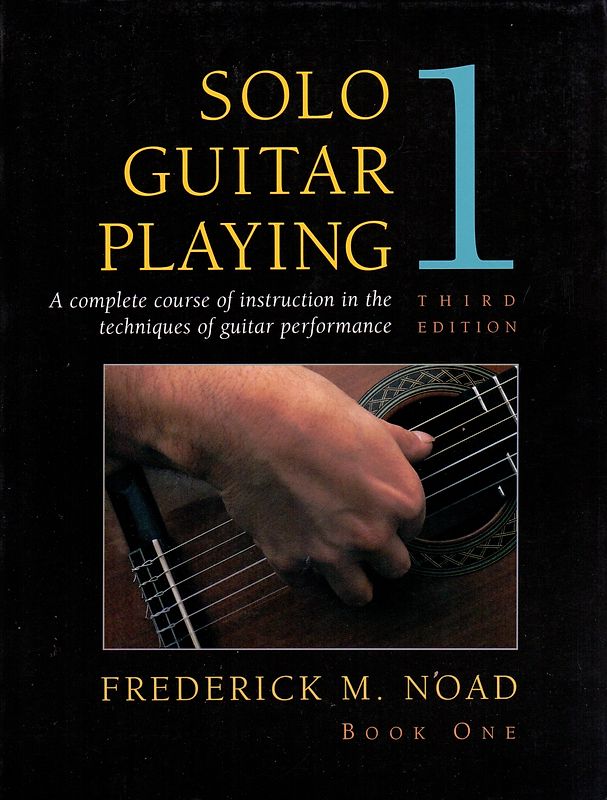 Solo Guitar Playing - Frederick M. Noad [Broschiert]