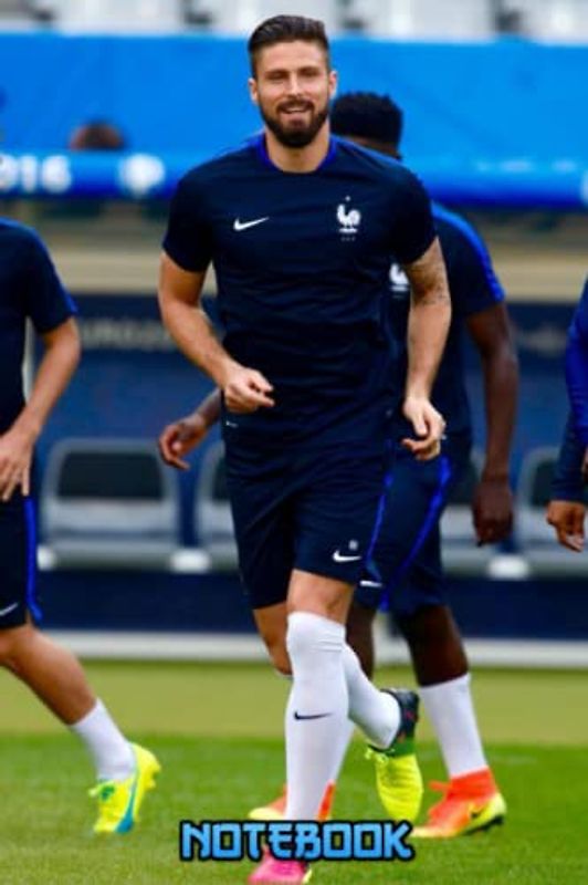 Notebook : Olivier Giroud Notebook and Journal Perfect for Fan club members , Thankgiving Notebook Gift Idea #455