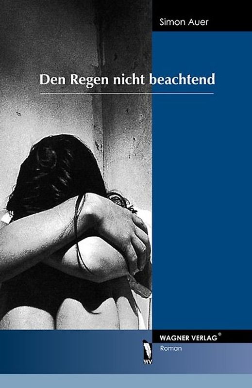 Den Regen nicht beachtend