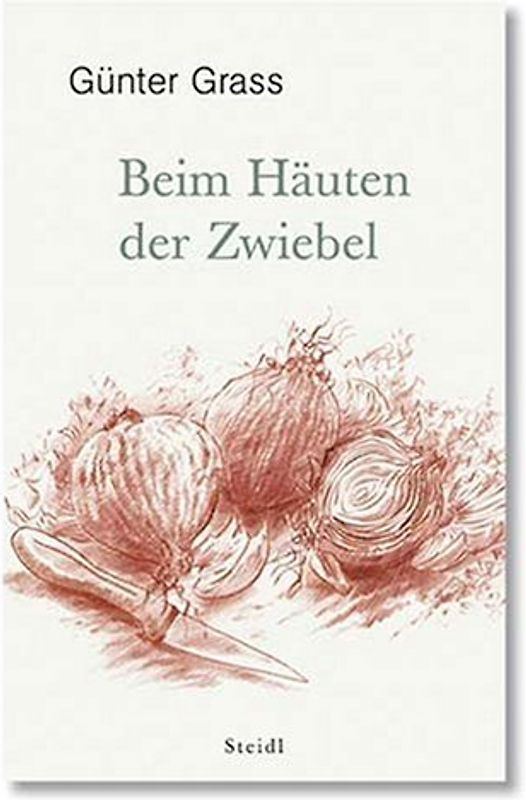 Beim Häuten der Zwiebel