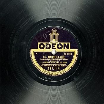 Carnet Blanc. La Marseillaise Par La Chorale Populaire de Paris