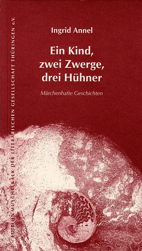 Ein Kind, zwei Zwerge, drei Hühner