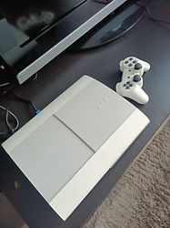 Image client pour Sony PlayStation 3 super slim 500 Go Blanche [incl. manette sans fil]