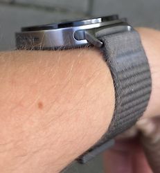 Image client pour Samsung Galaxy Watch8 44 mm Boîtier aluminium graphite sur Confort S/M graphite [Wi-Fi]