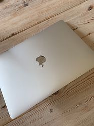 Image client pour Apple MacBook Air Apple M M1 Ordinateur portable 33,8 cm (13.3") 8 Go 512 Go SSD Wi-Fi 6 (802.11ax) macOS Big Sur Argent