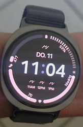 Kundenbild für Samsung Galaxy Watch8 40 mm Aluminiumgehäuse graphite am Fabric Band S/M graphite [Wi-Fi + 4G]