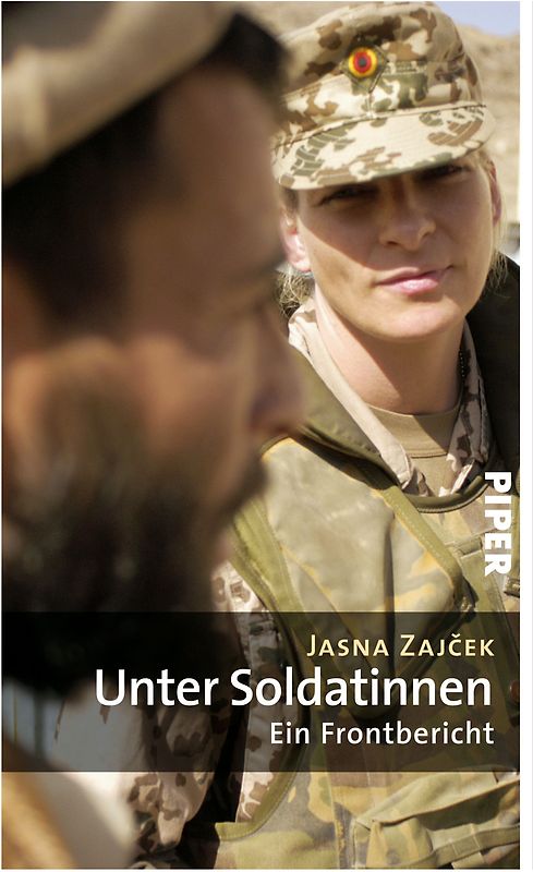 Unter Soldatinnen
