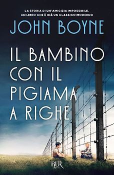 Il bambino con il pigiama a righe