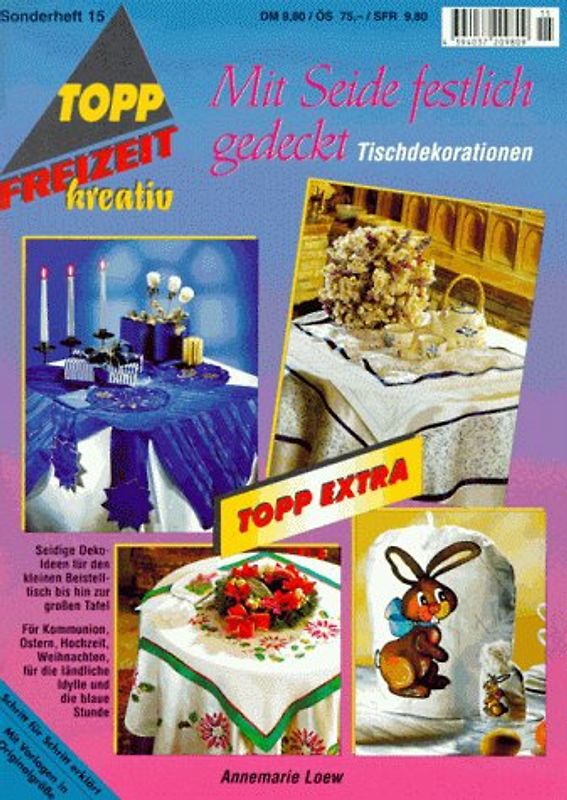 Mit Seide festlich gedeckt. Tischdekoration