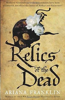 Relics of the Dead (Mistress of the Art of Death 3)