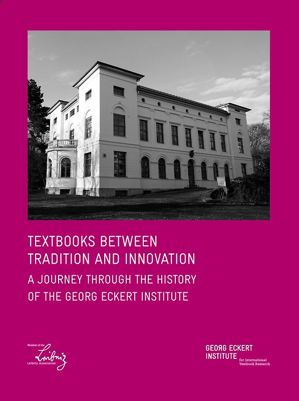 Textbooks between Tradition and Innovation