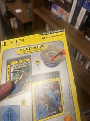 Kundenbild für Uncharted Platinum Twin Pack (Uncharted: Drakes Schicksal / Uncharted 2: Among Thieves)