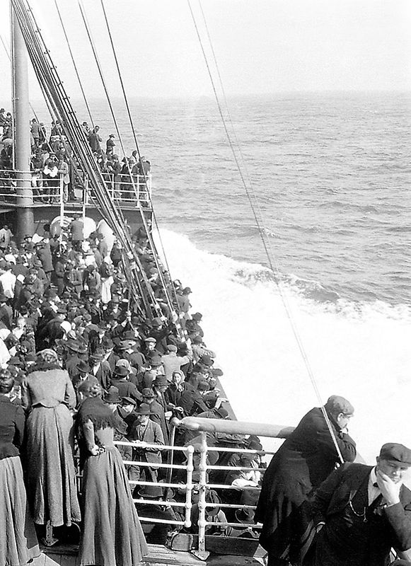 Uber ds Gross Wasser